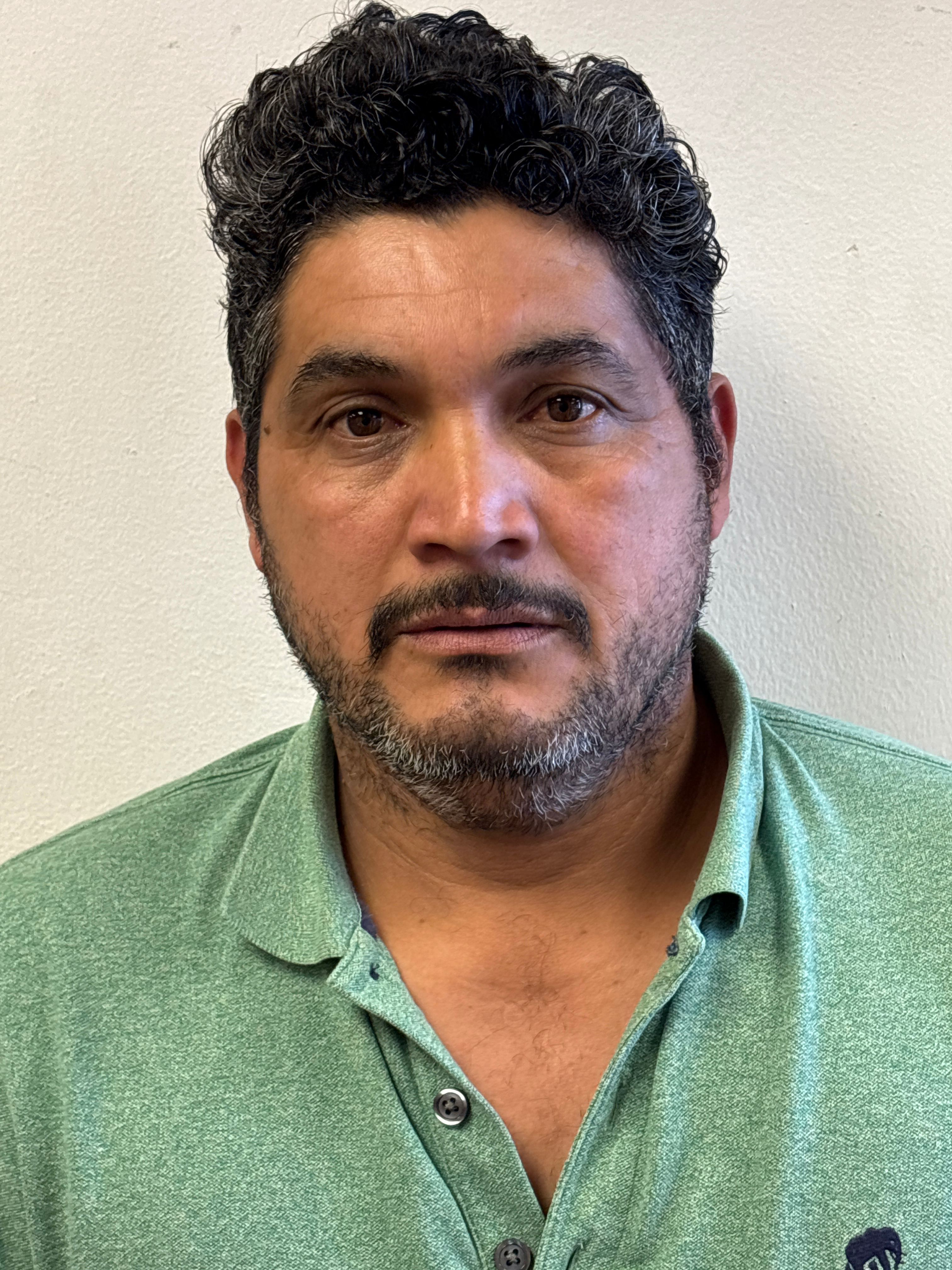 EMILIO ESCOBAR LEON