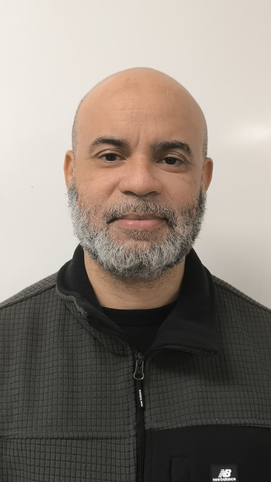 YOEL  DE CASTRO